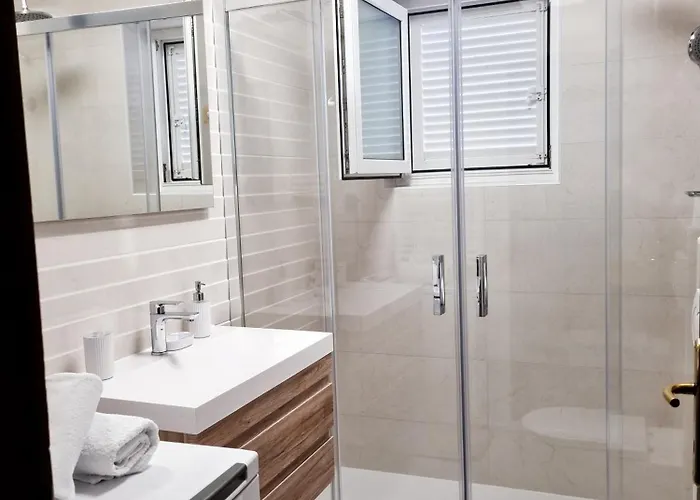 Apartment Nina Novi Vinodolski