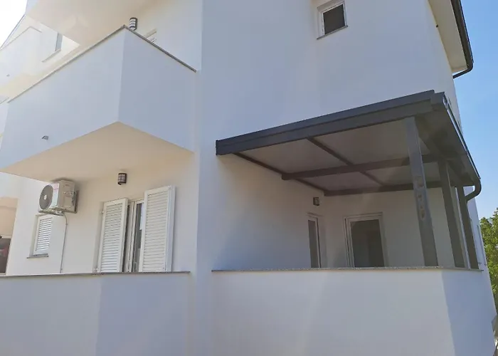 Apartment Nina *