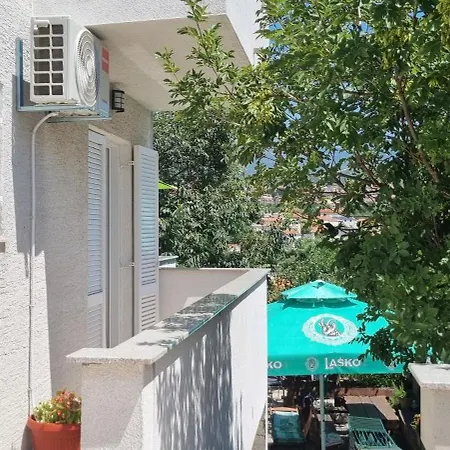 Nina Διαμέρισμα
