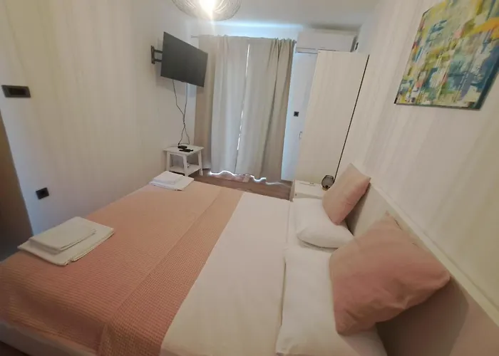 Nina * Novi Vinodolski